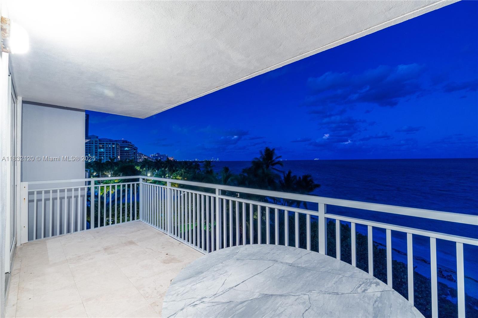 615 Ocean Dr #6A Key Biscayne, FL 33149