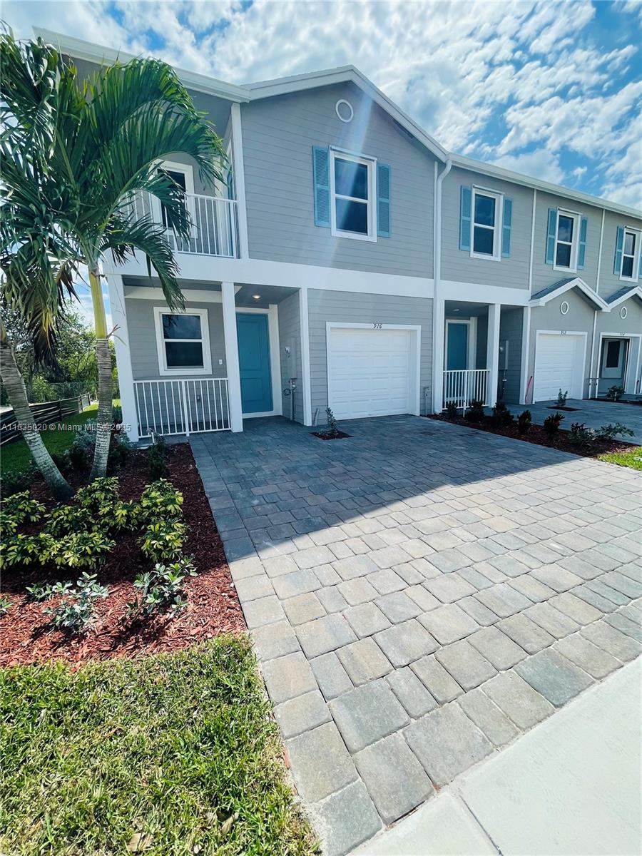 916 SE 19th St #916
