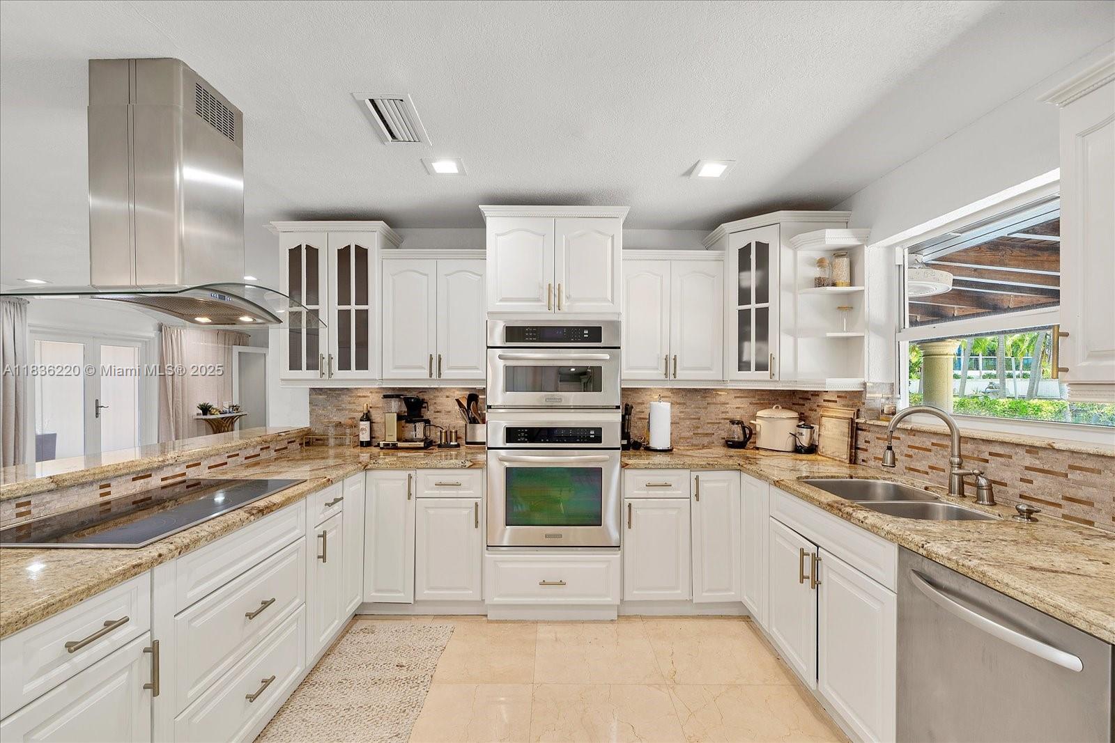 3220 NE 164th St North Miami Beach, FL 33160