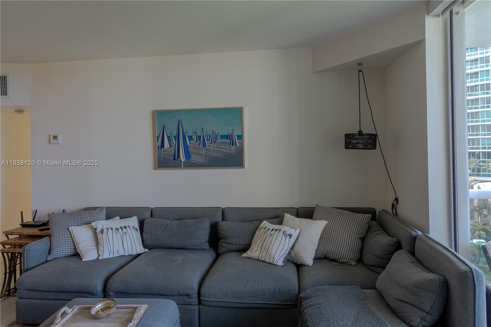 image Harbour House13