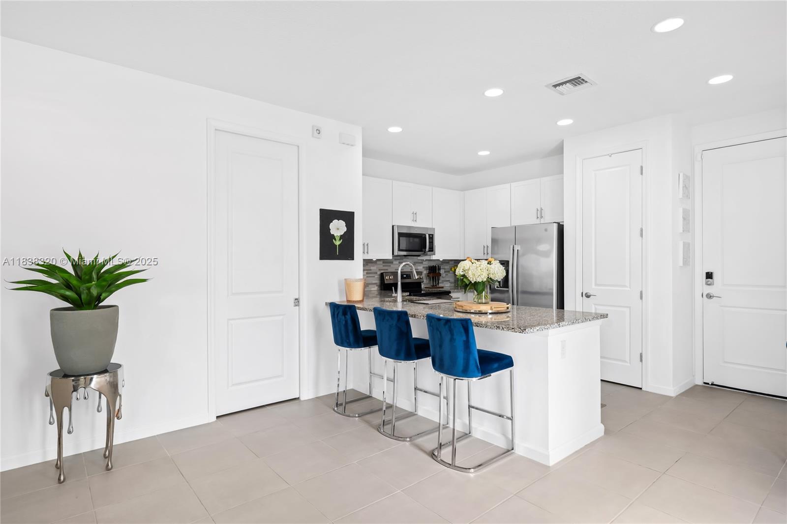 2184 NW 6th St Fort Lauderdale, FL 33311