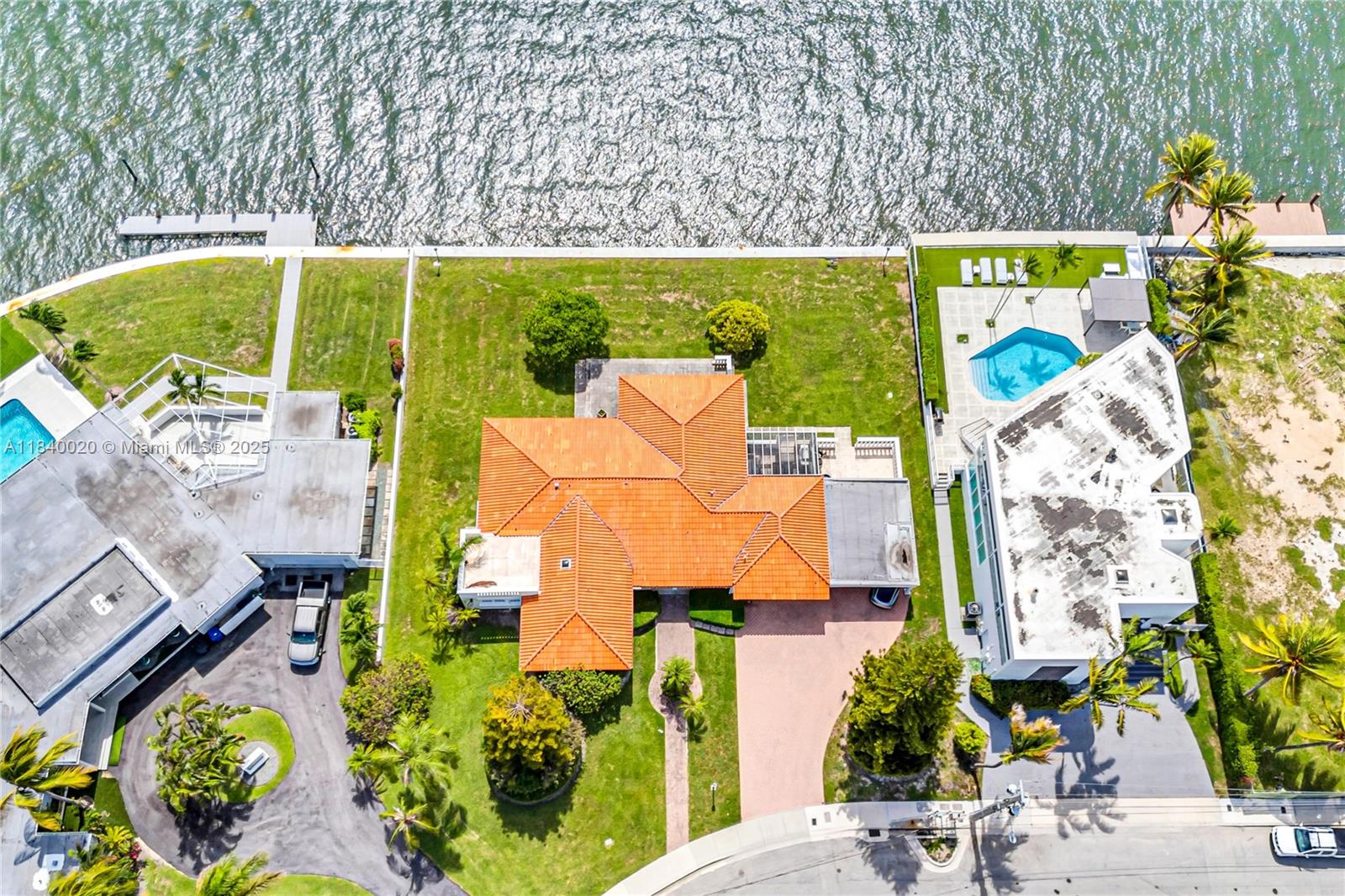 7500 W Treasure Dr North Bay Village, FL 33141 7500 W Treasure Dr North Bay Village, FL 33141