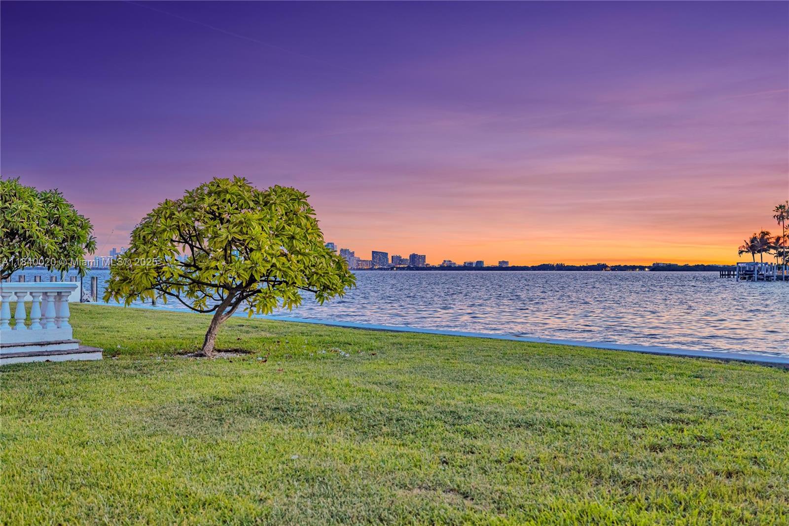 7500 W Treasure Dr North Bay Village, FL 33141 7500 W Treasure Dr North Bay Village, FL 33141