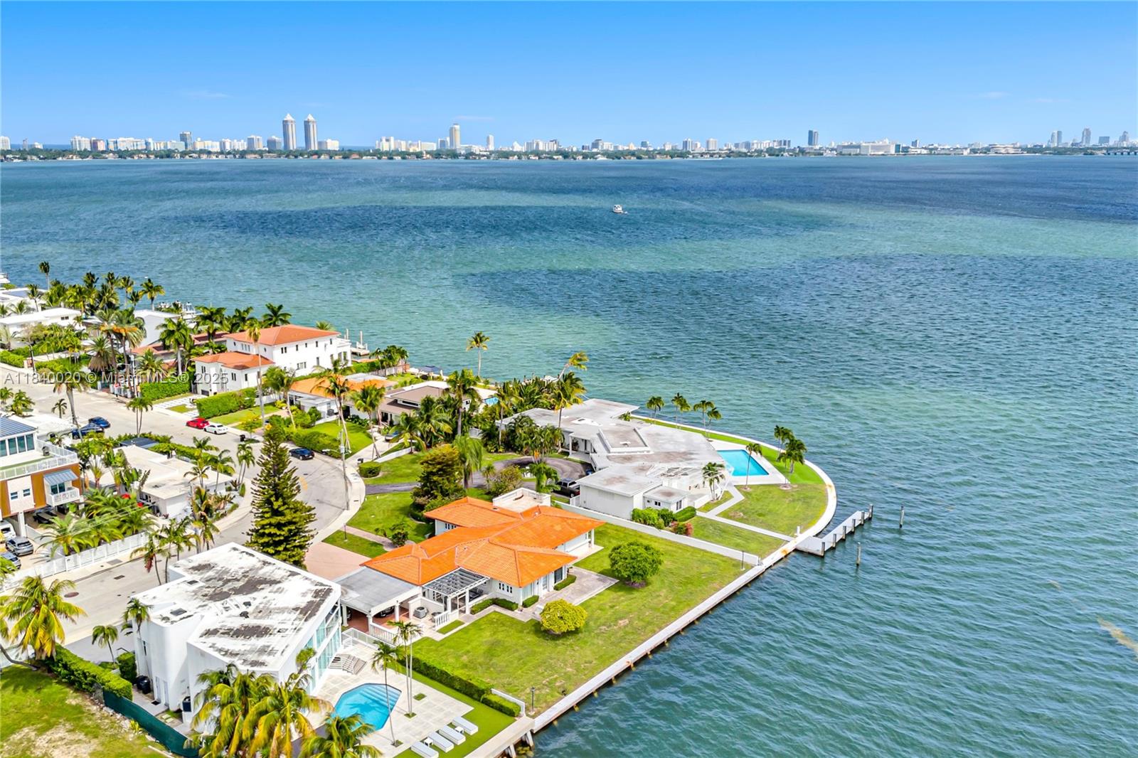 7500 W Treasure Dr North Bay Village, FL 33141 7500 W Treasure Dr North Bay Village, FL 33141