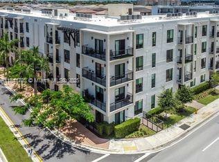8265 NW 41st St #C-202