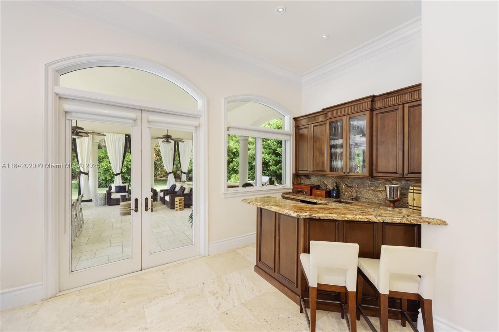 8252 SW 52nd Ave Miami, FL 33143 8252 SW 52nd Ave Miami, FL 33143