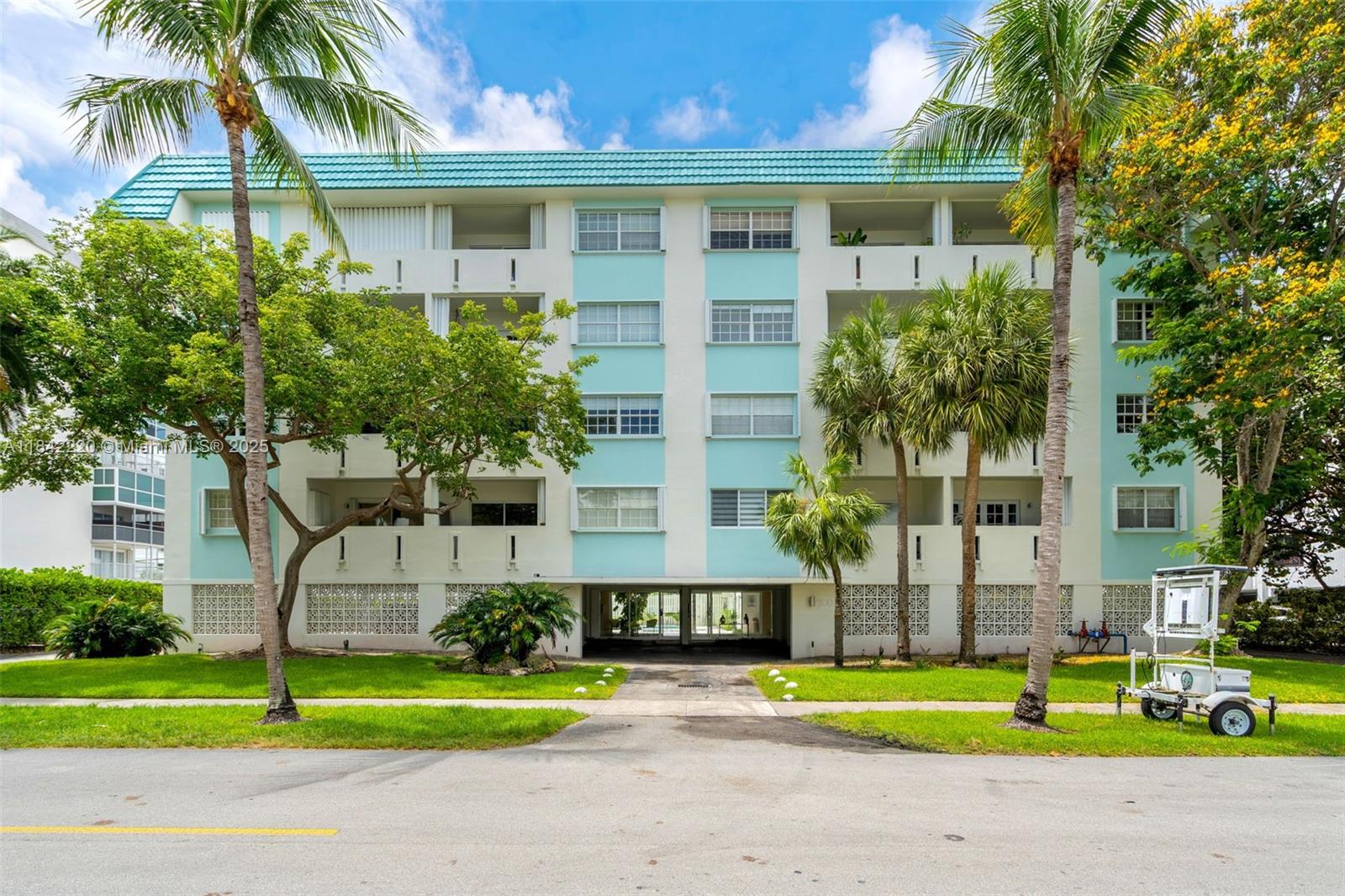 300 Galen Dr #204