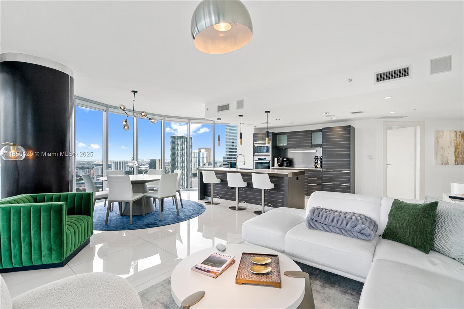 200 Biscayne Blvd Way #3802