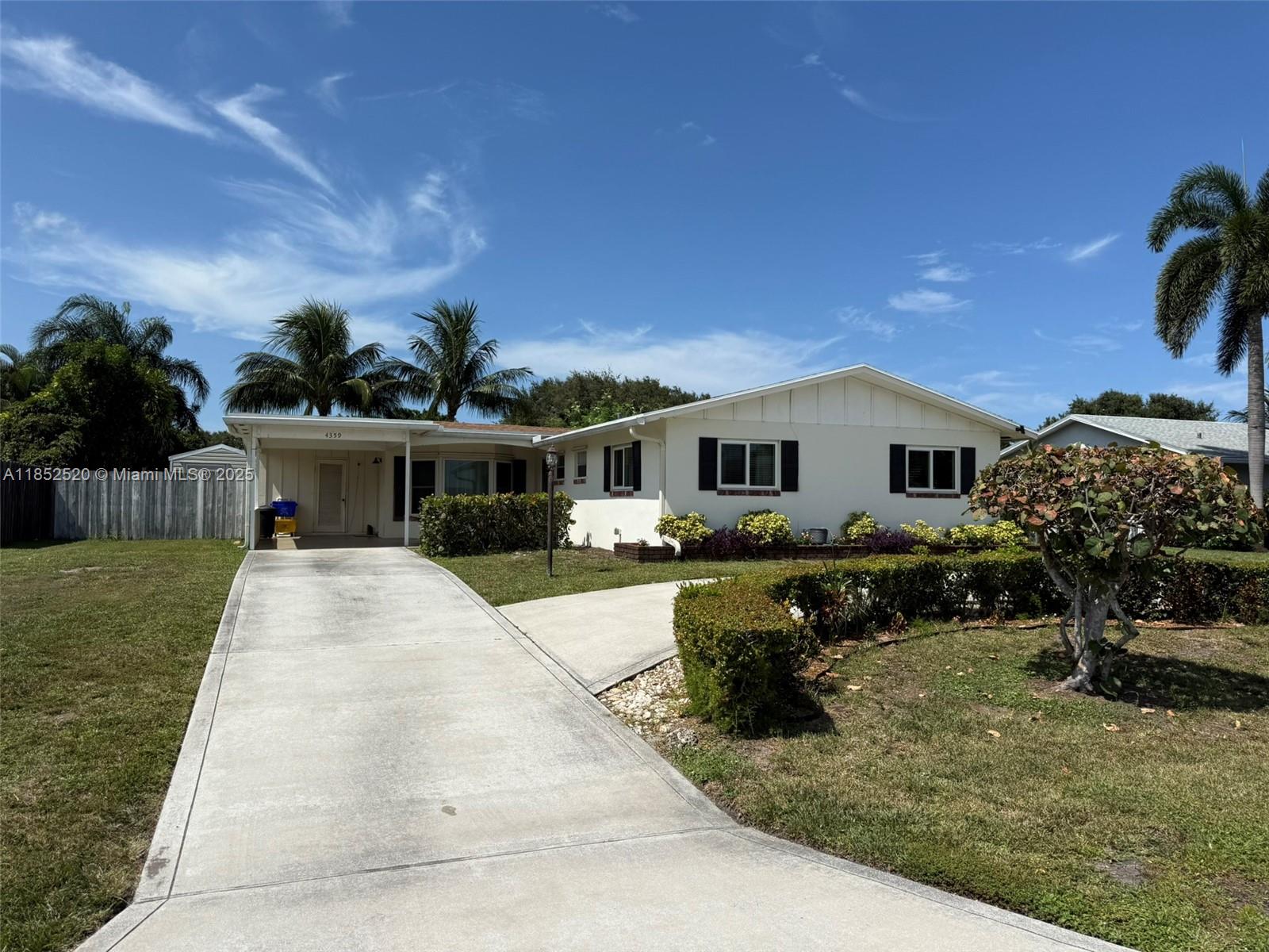 4359 Gardenia Dr