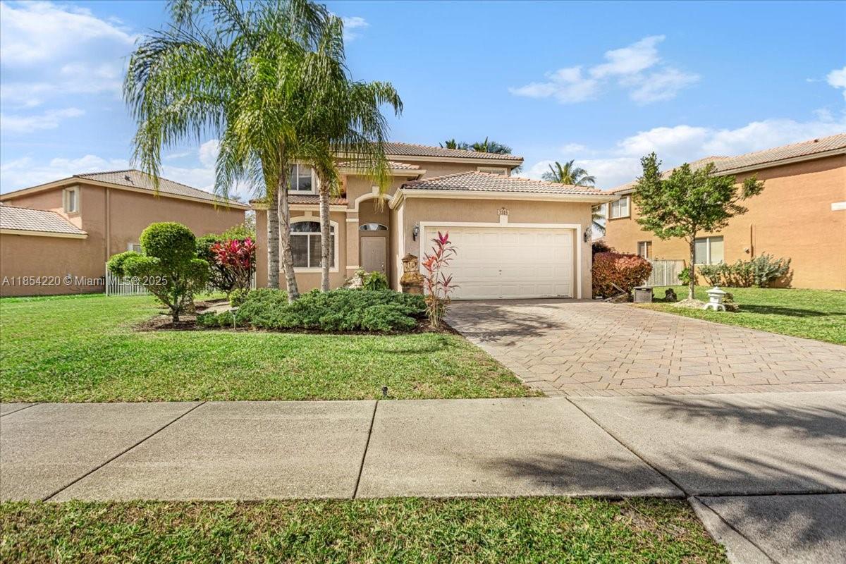 3745 Woodfield Ct