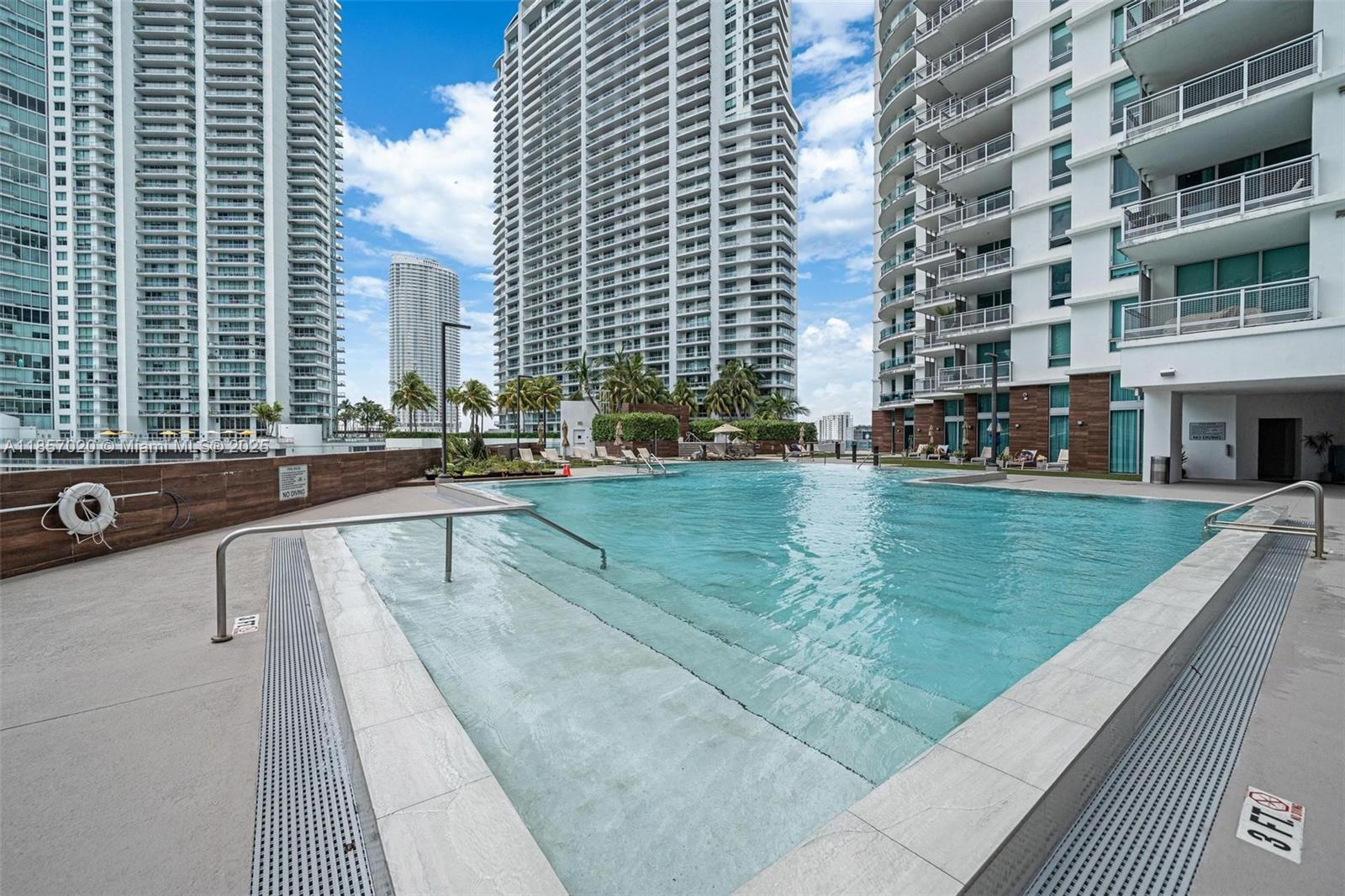 image Wind By Neo Condo30