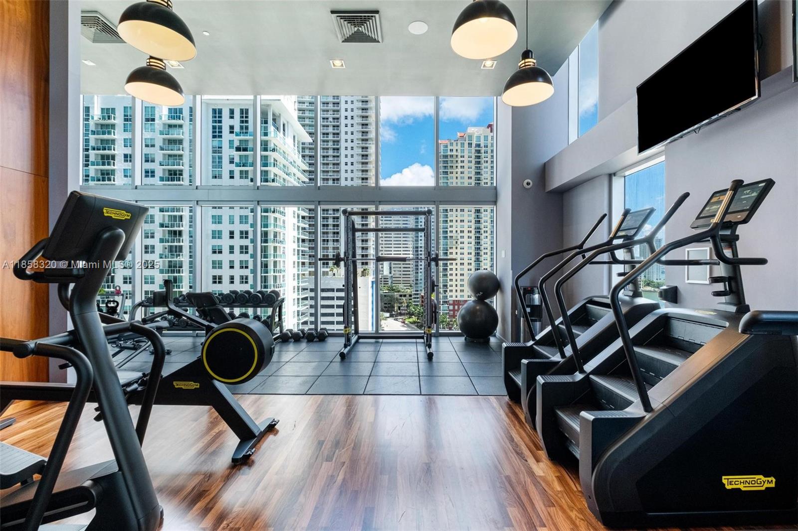 image Brickell House32