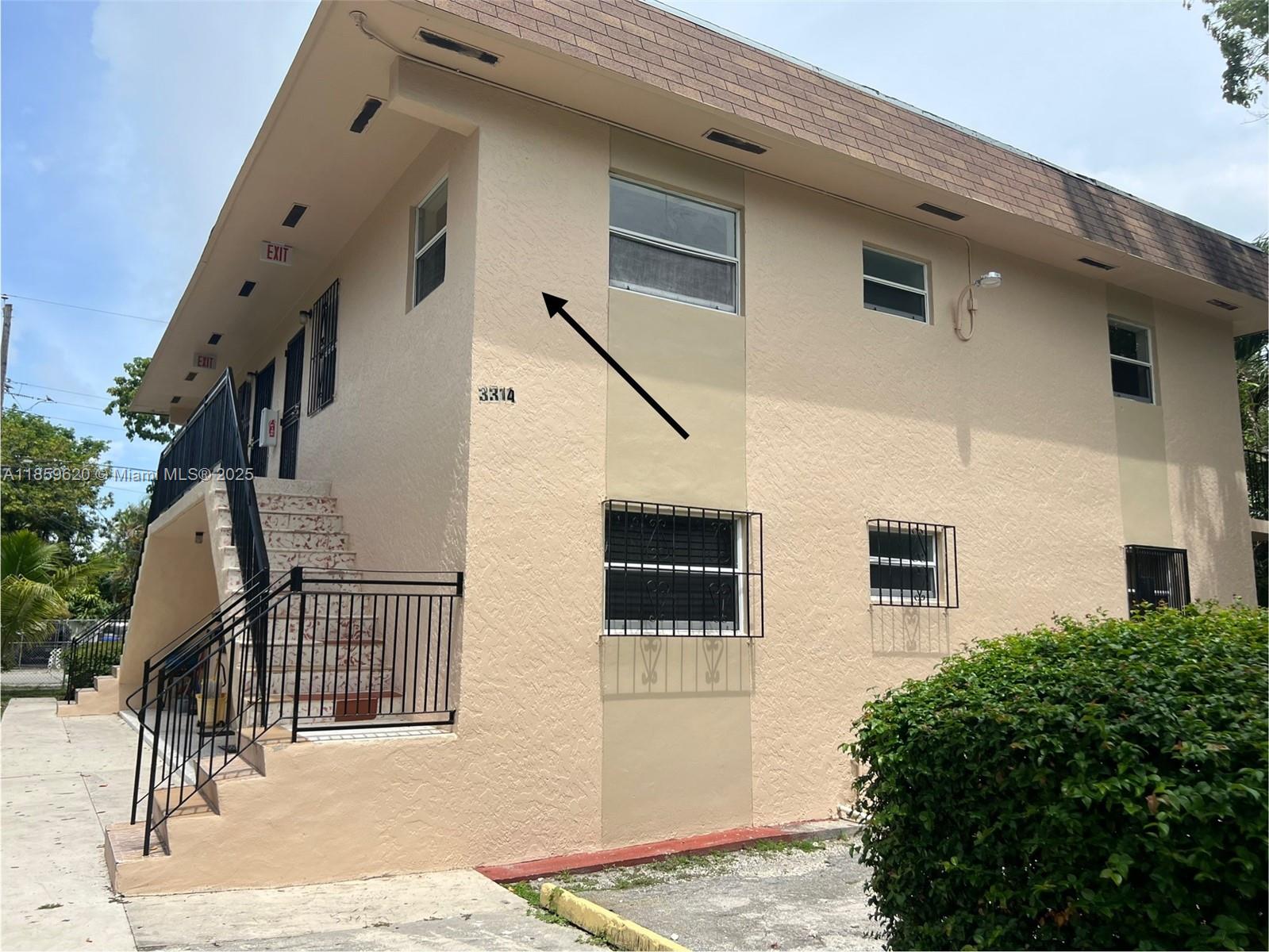 3314 NW 8th Ave #2