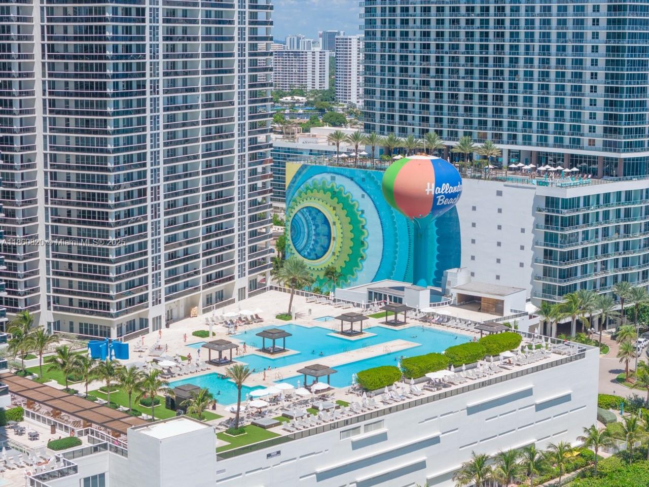 image Beach Club39