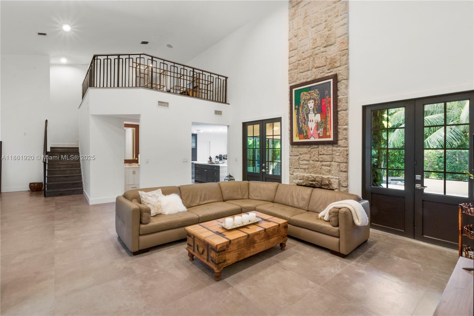 371 Isla Dorada Blvd Coral Gables, FL 33143 371 Isla Dorada Blvd Coral Gables, FL 33143