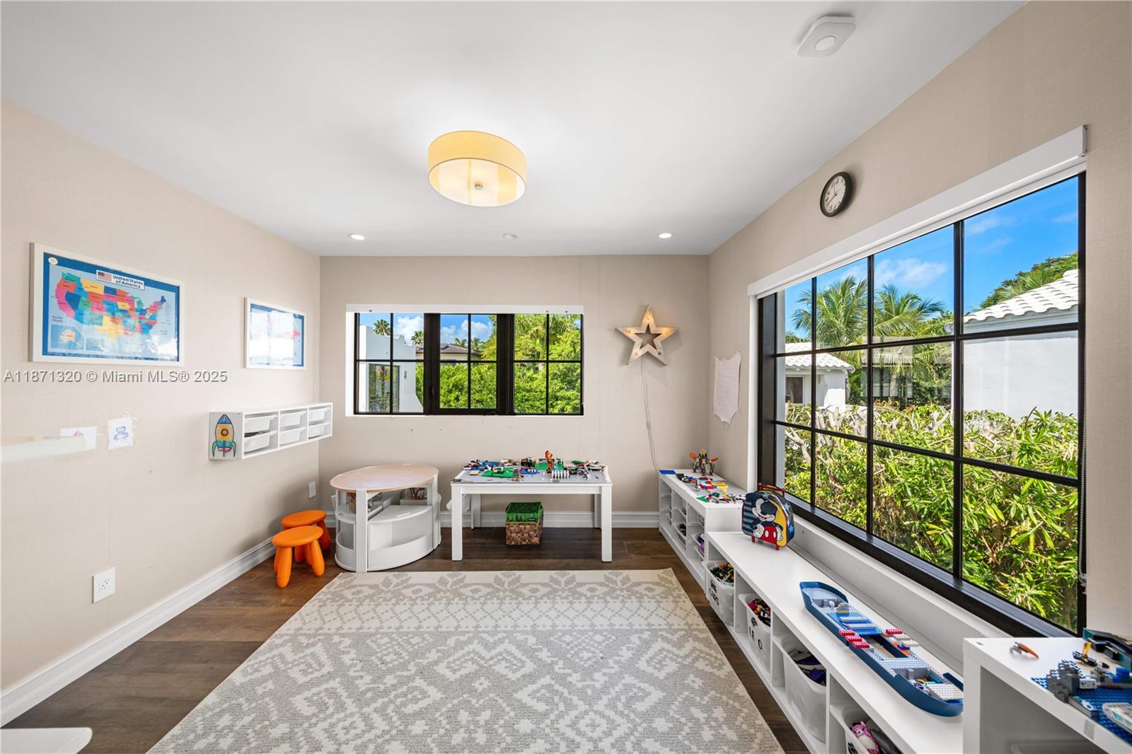 5728 Pine Tree Dr Miami Beach, FL 33140 5728 Pine Tree Dr Miami Beach, FL 33140