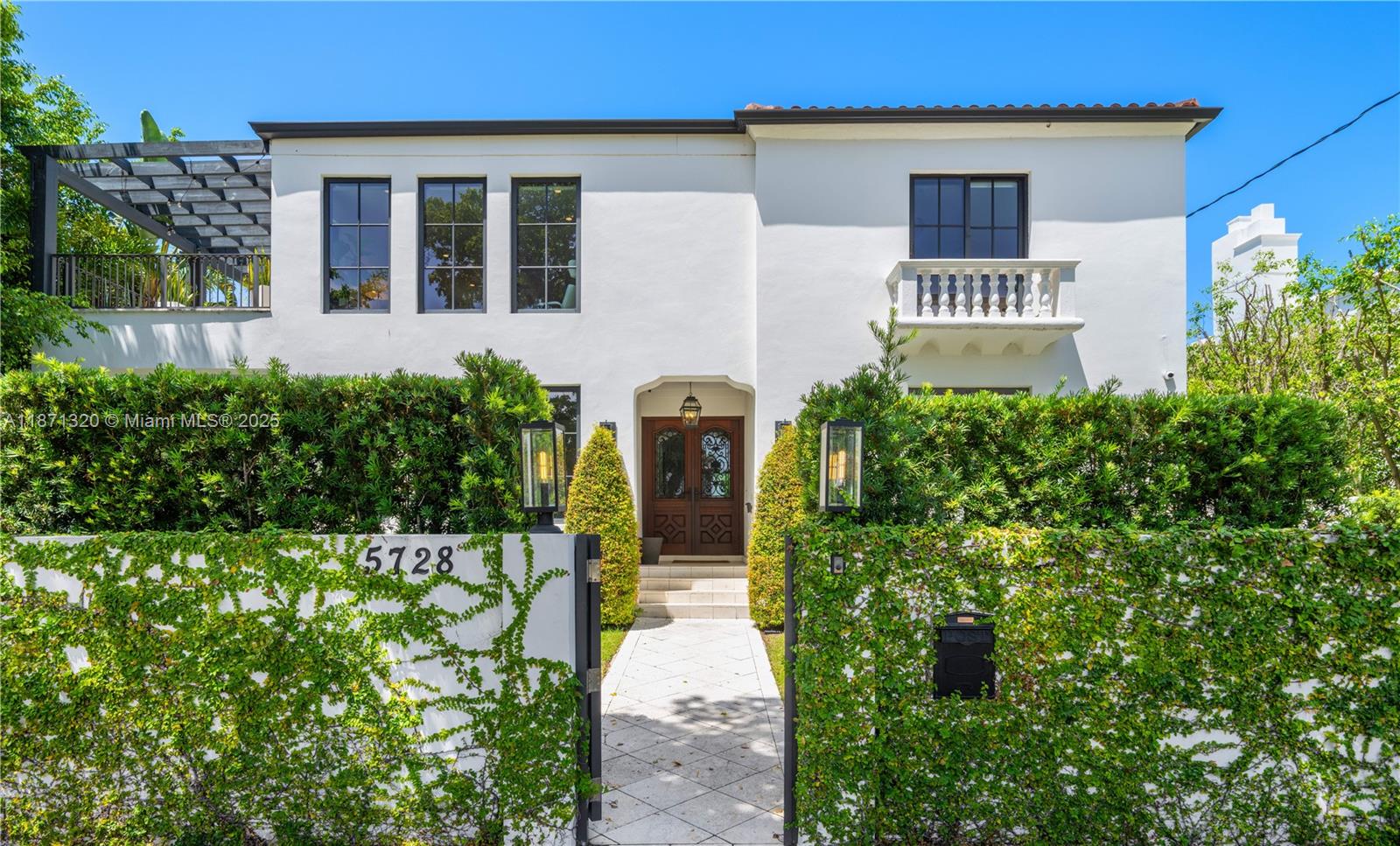 5728 Pine Tree Dr Miami Beach, FL 33140 5728 Pine Tree Dr Miami Beach, FL 33140