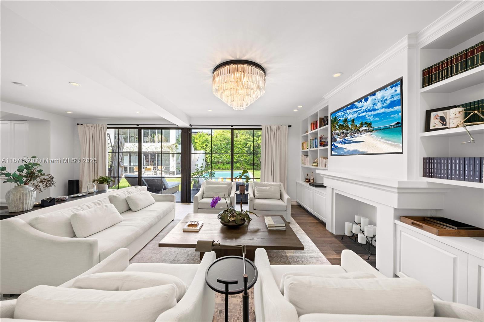 5728 Pine Tree Dr Miami Beach, FL 33140 5728 Pine Tree Dr Miami Beach, FL 33140