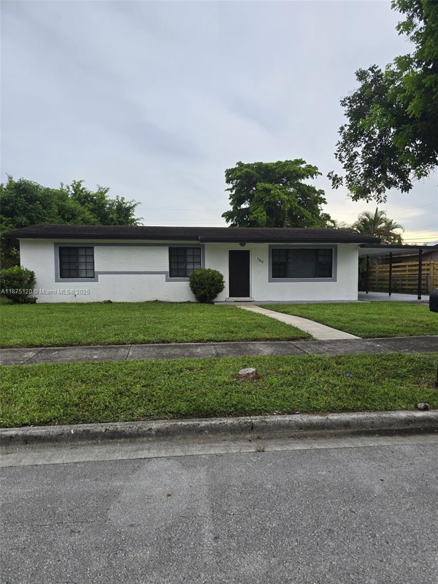 780 W 74th Pl