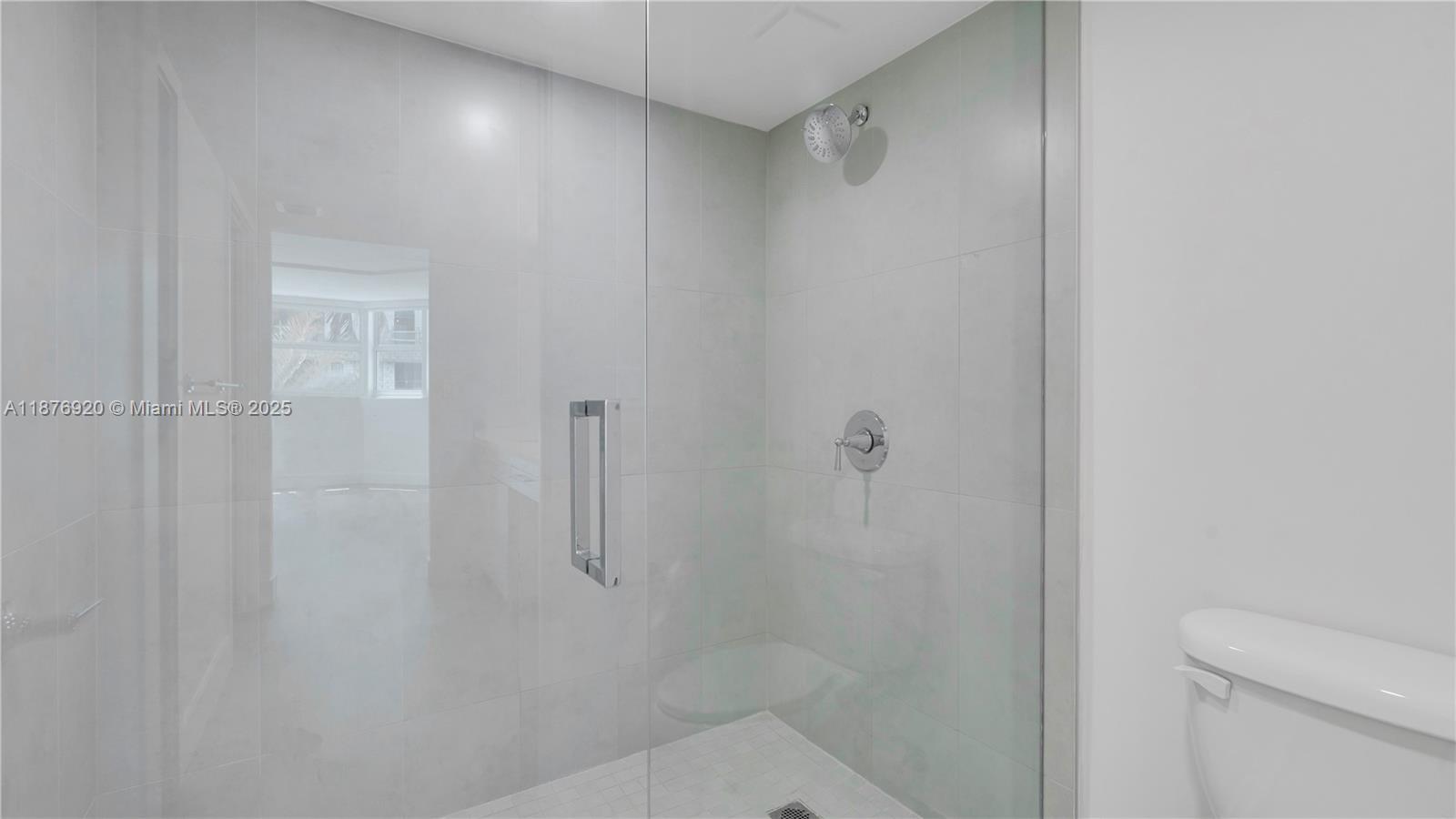 555 NE 34th St #0207,Miami, FL 33137