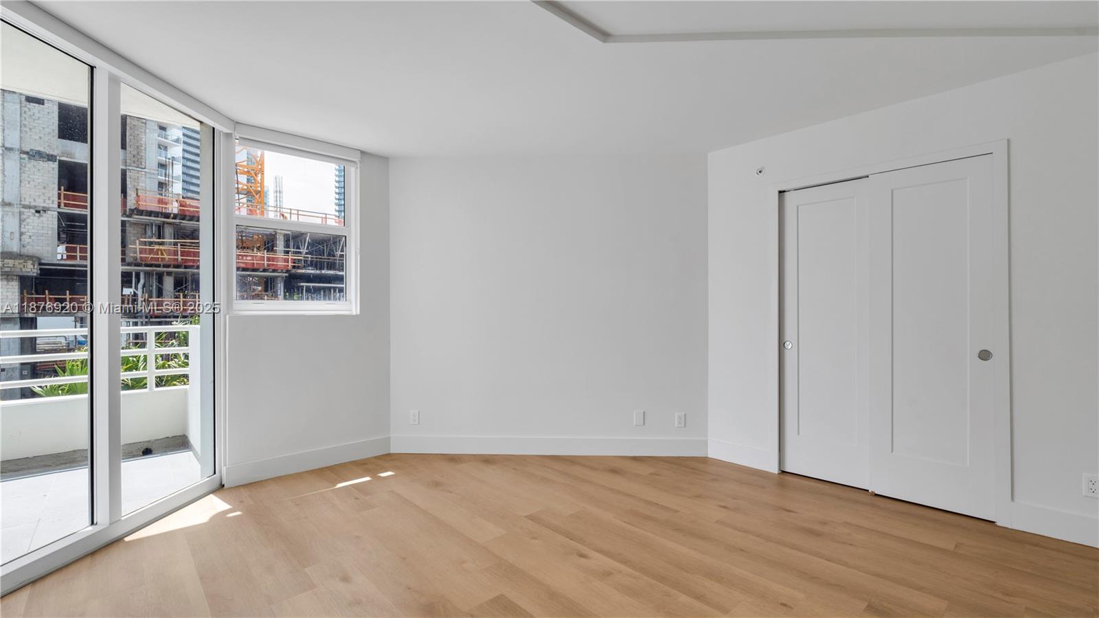 555 NE 34th St #0207,Miami, FL 33137