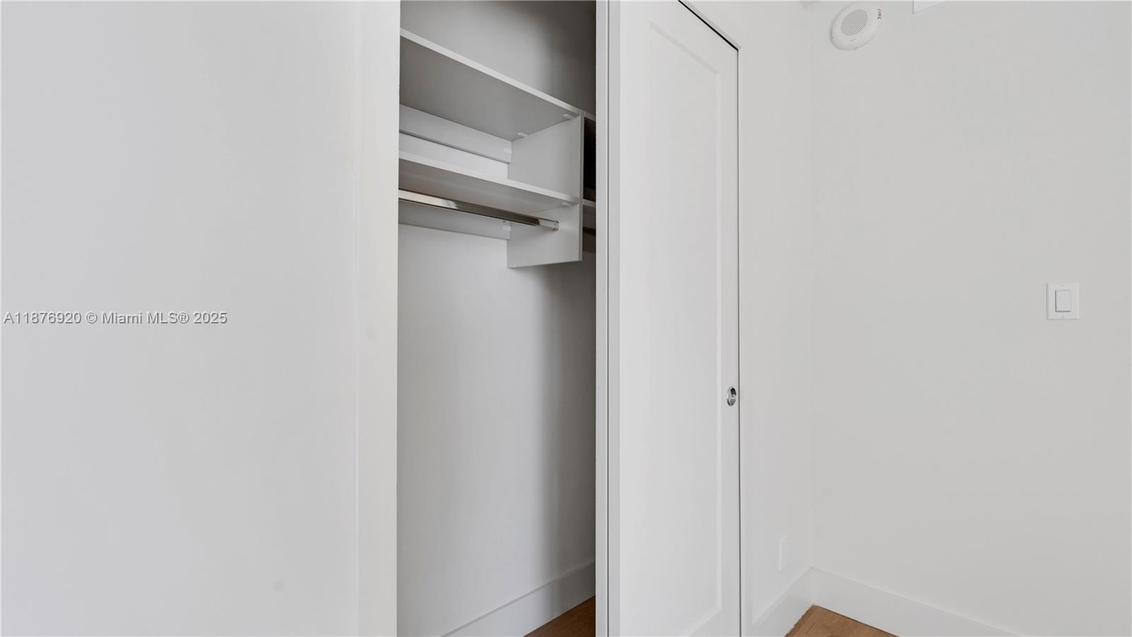 555 NE 34th St #0207,Miami, FL 33137