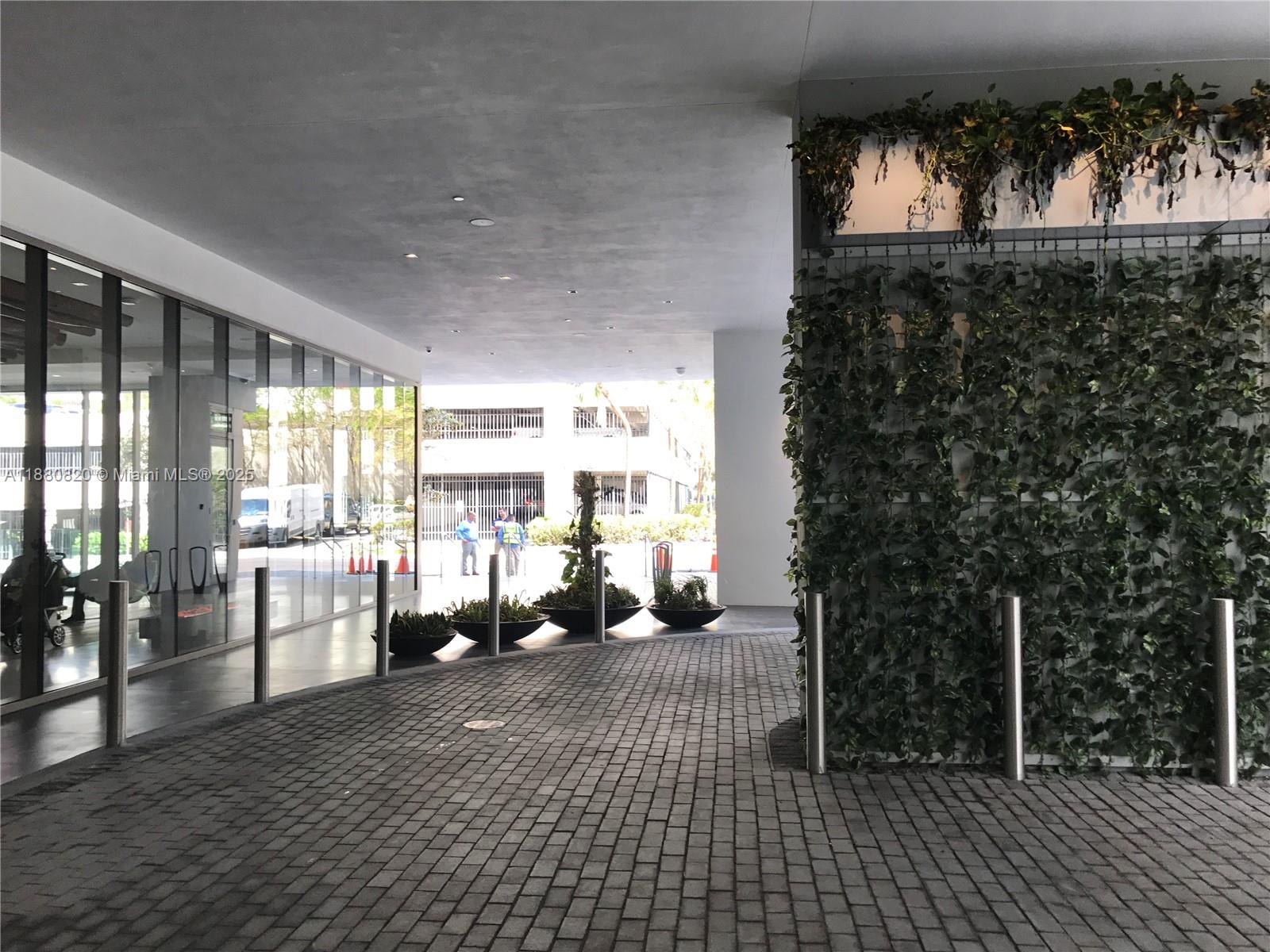 image 1010 Brickell9