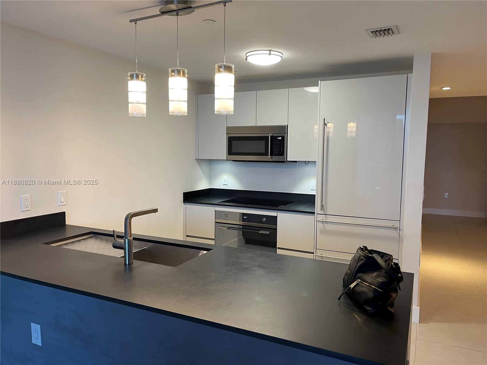 image 1010 Brickell1