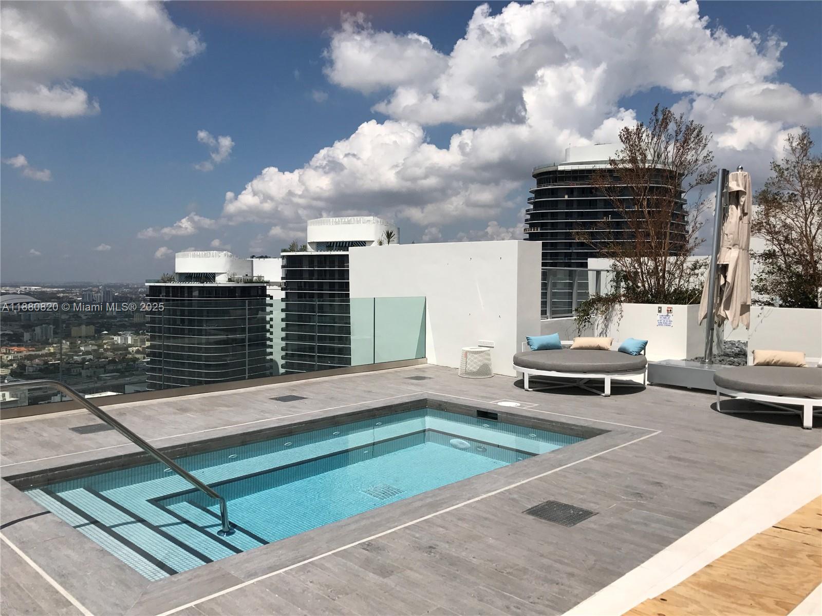 image 1010 Brickell28