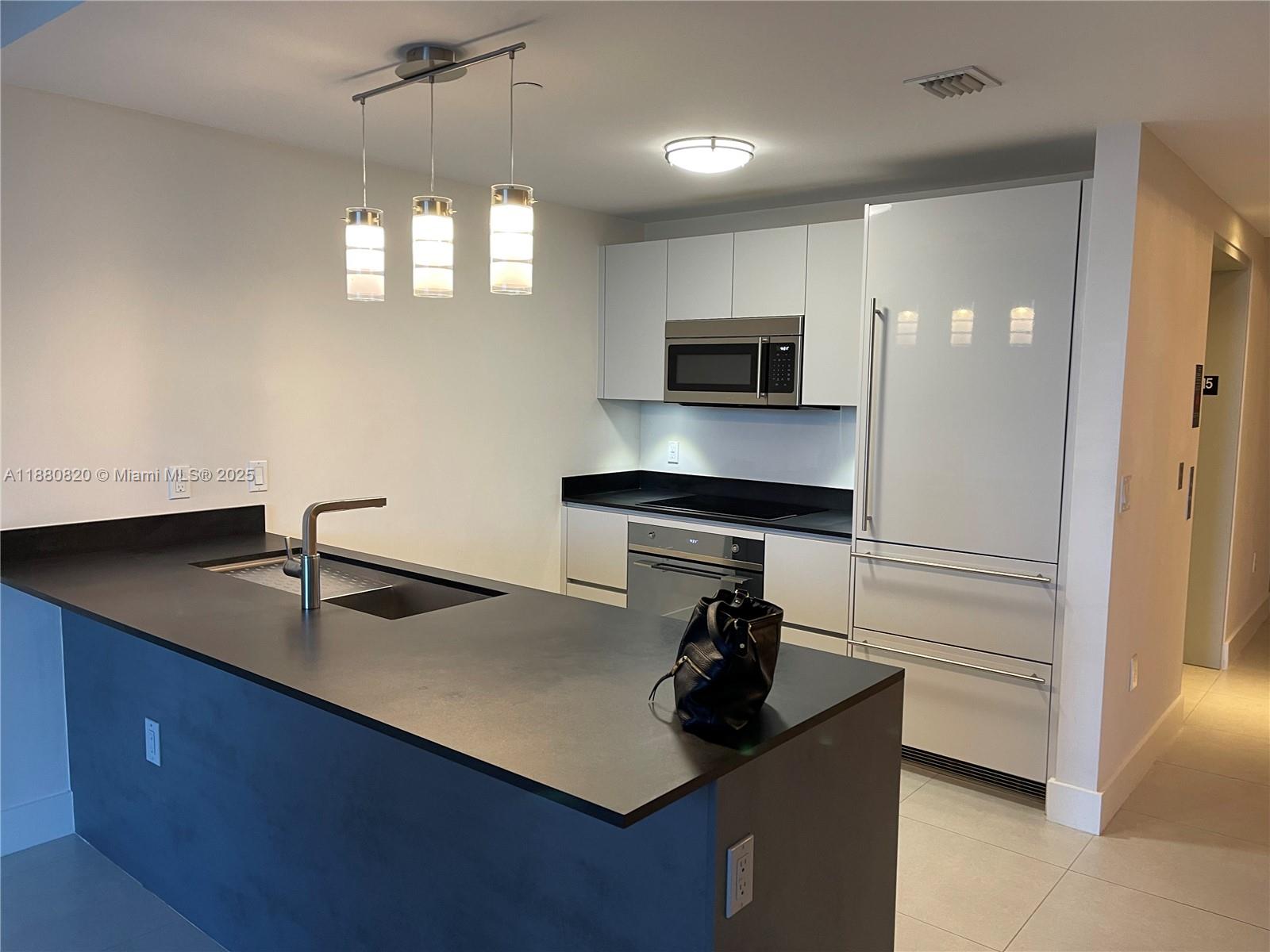 image 1010 Brickell6