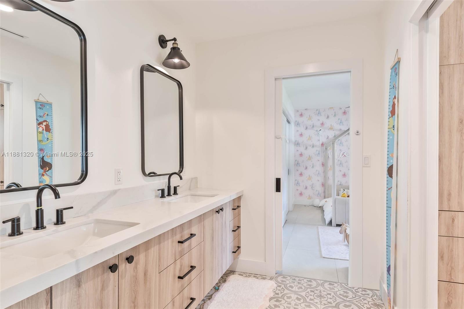 7505 SW 141st St Palmetto Bay, FL 33158