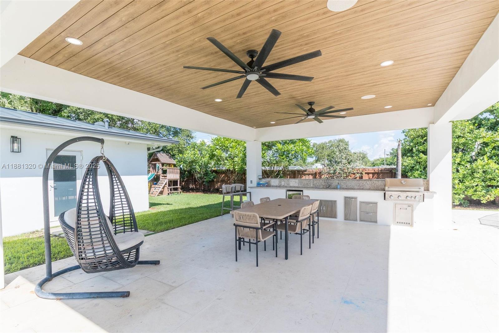 7505 SW 141st St Palmetto Bay, FL 33158