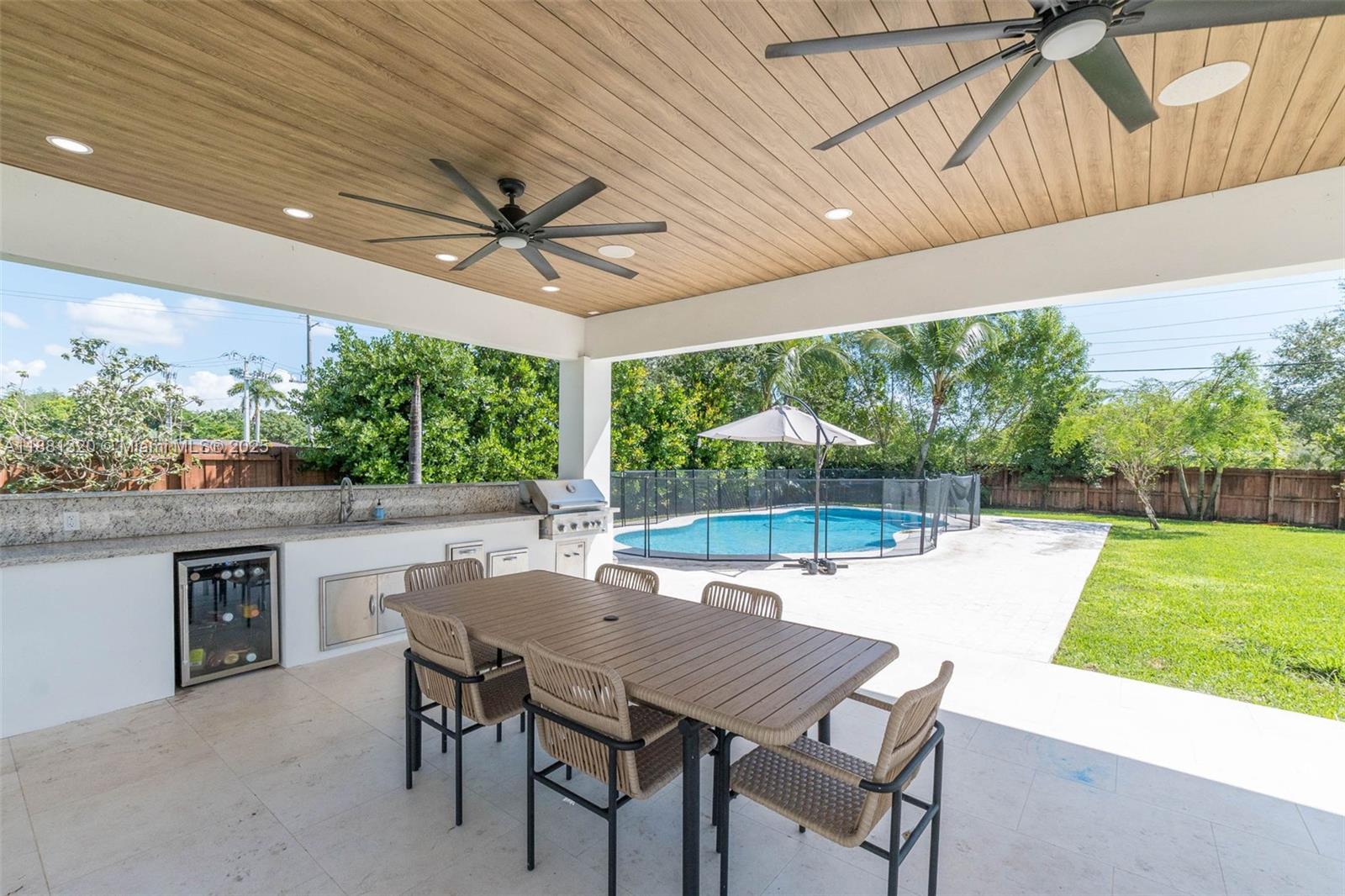 7505 SW 141st St Palmetto Bay, FL 33158