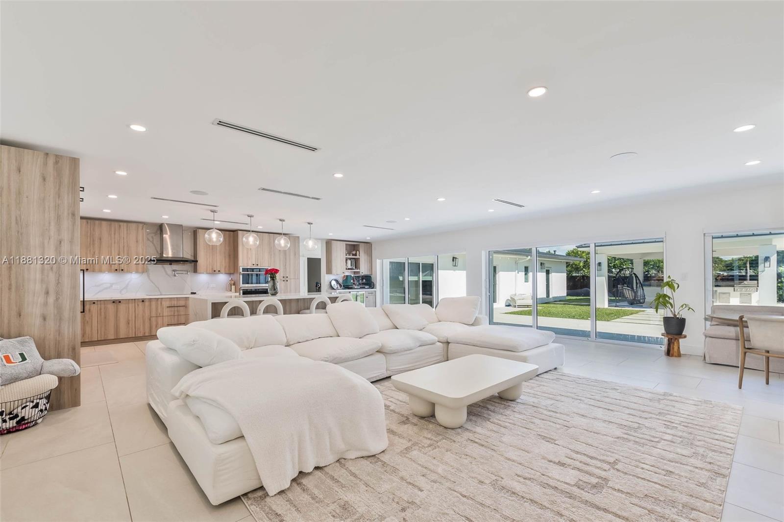 7505 SW 141st St Palmetto Bay, FL 33158