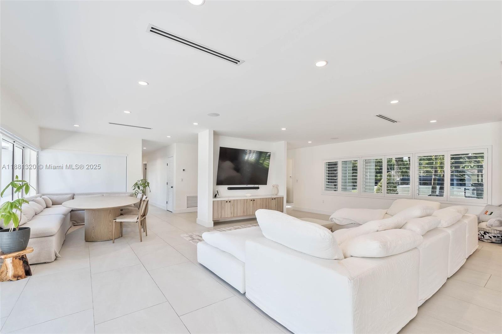 7505 SW 141st St Palmetto Bay, FL 33158