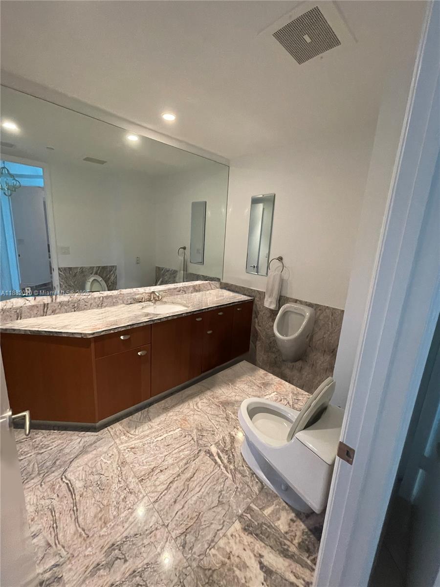 image Turnberry Ocean Colony13