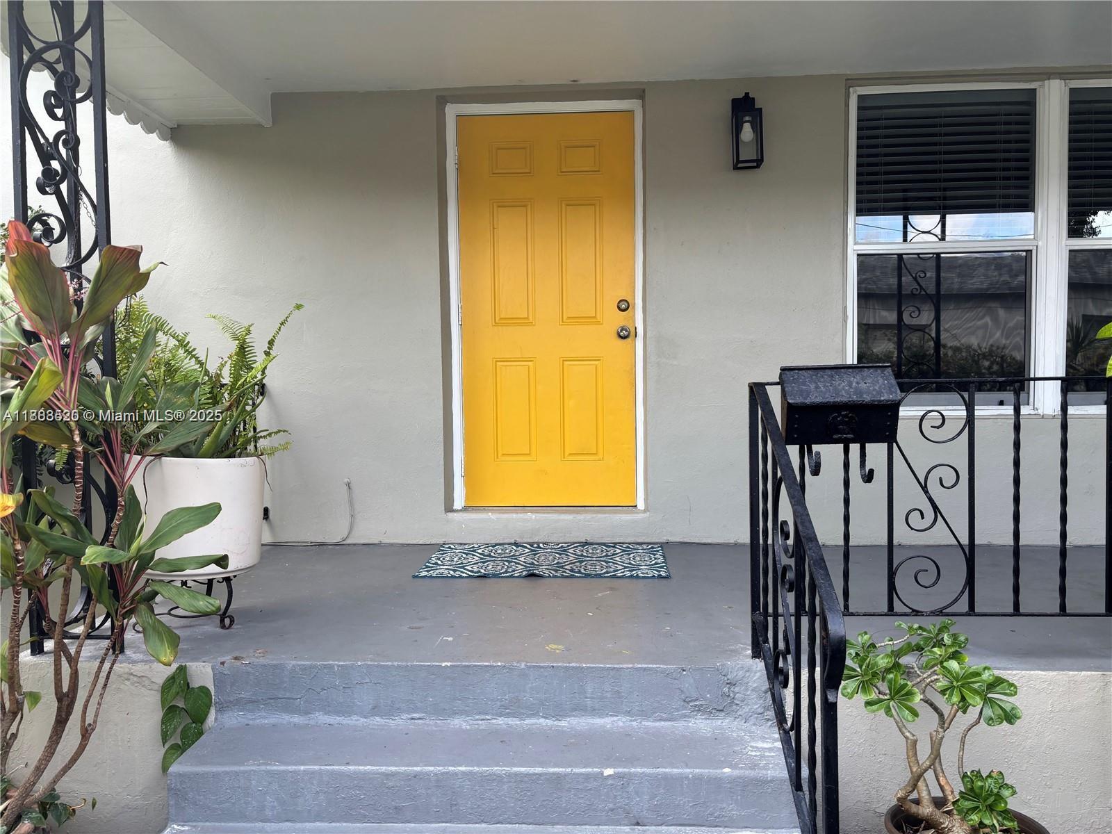 1842 Funston St #1-2