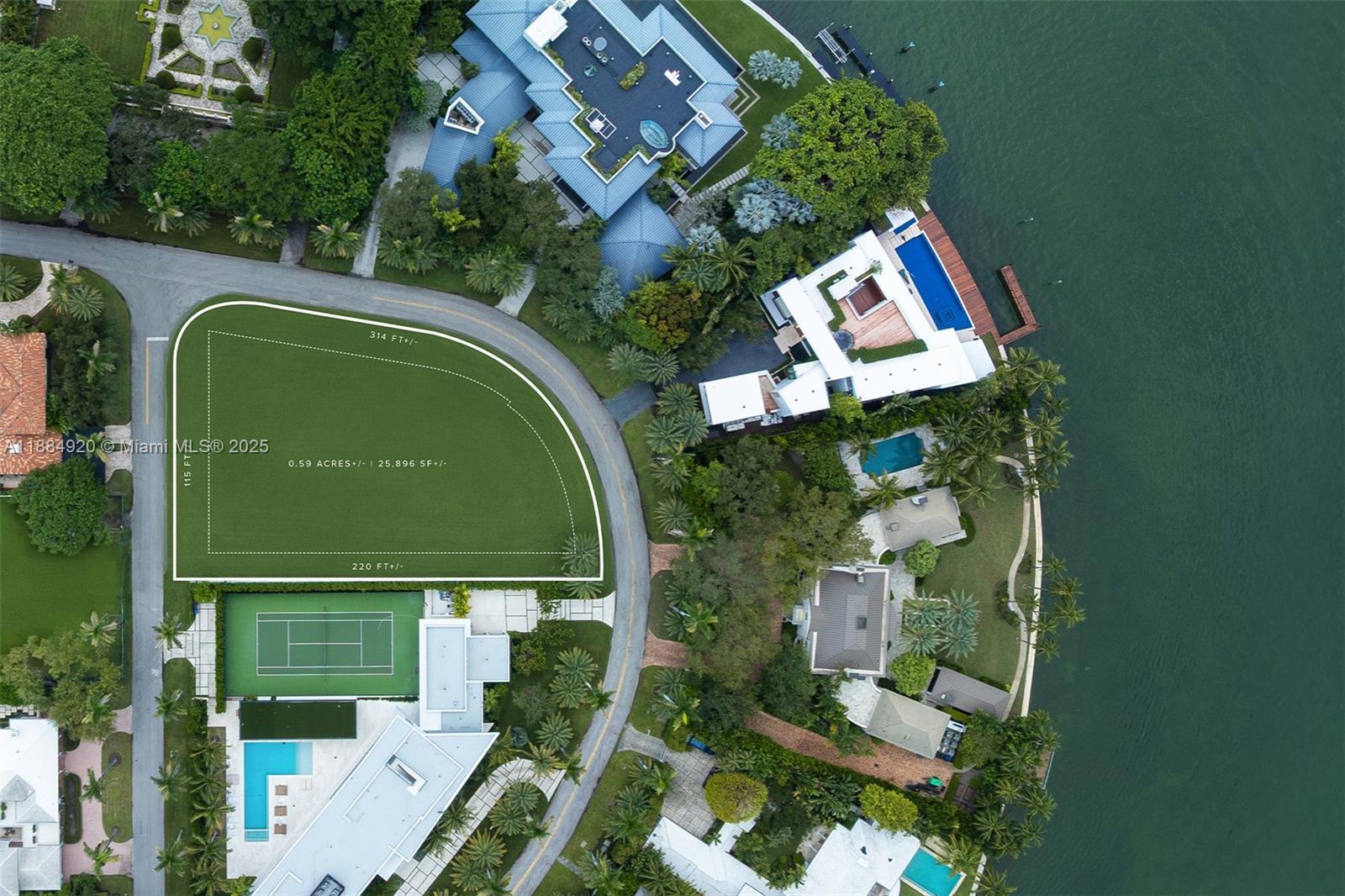 31 La Gorce Cir Miami Beach, FL 33141