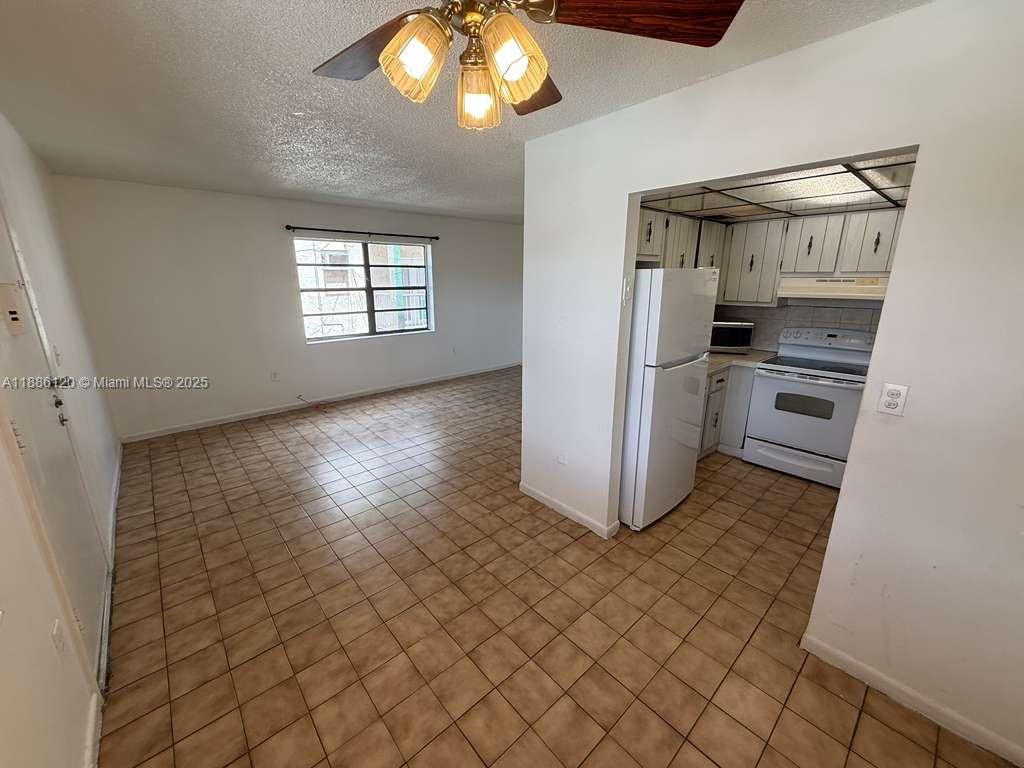 6675 W 4th Ave #201
