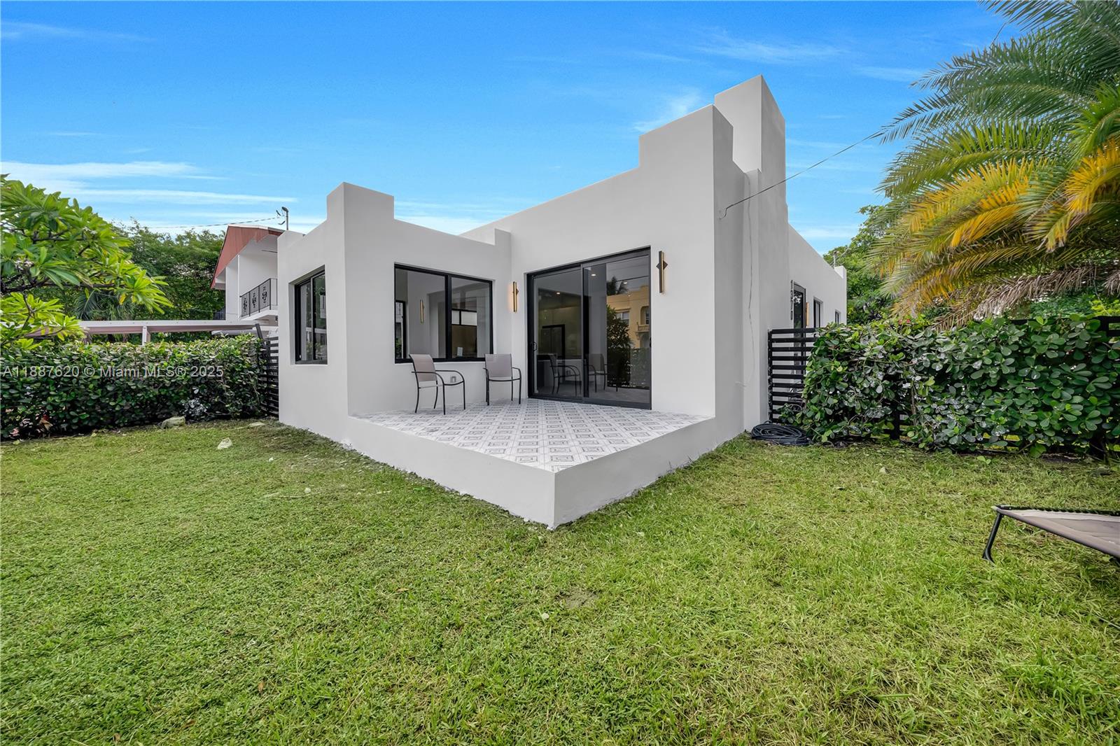 1370 SW 5th St Miami, FL 33135