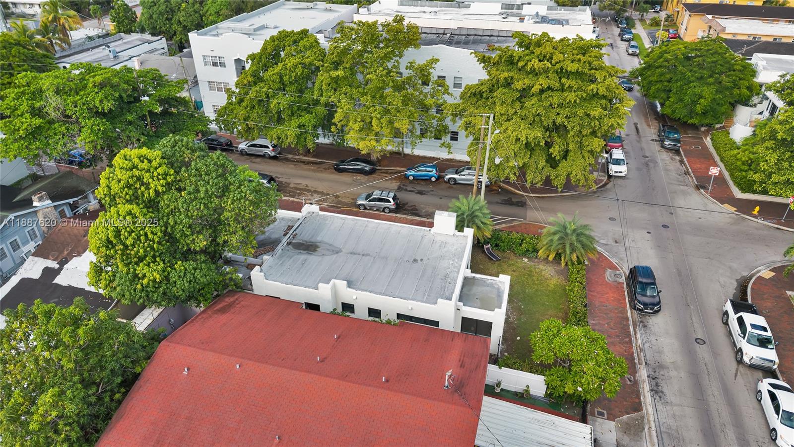 1370 SW 5th St Miami, FL 33135