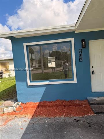 318 NW 30th Ave