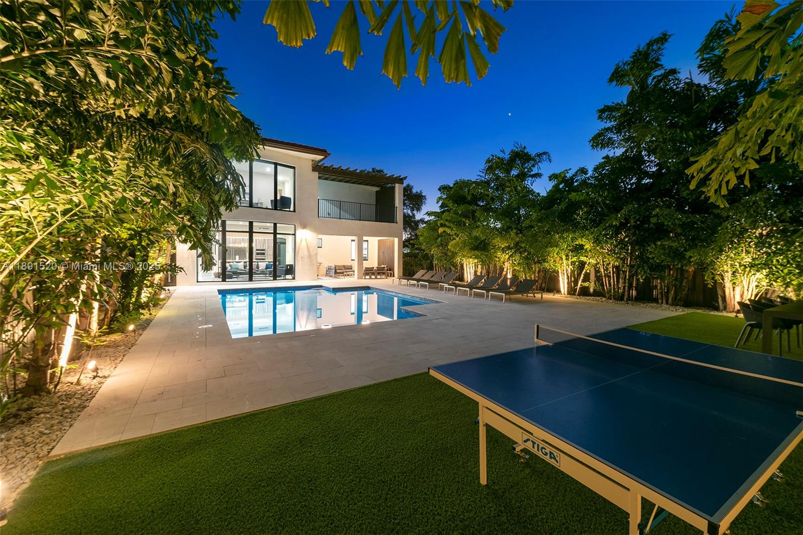 6529 SW 30th St Miami, FL 33155 6529 SW 30th St Miami, FL 33155