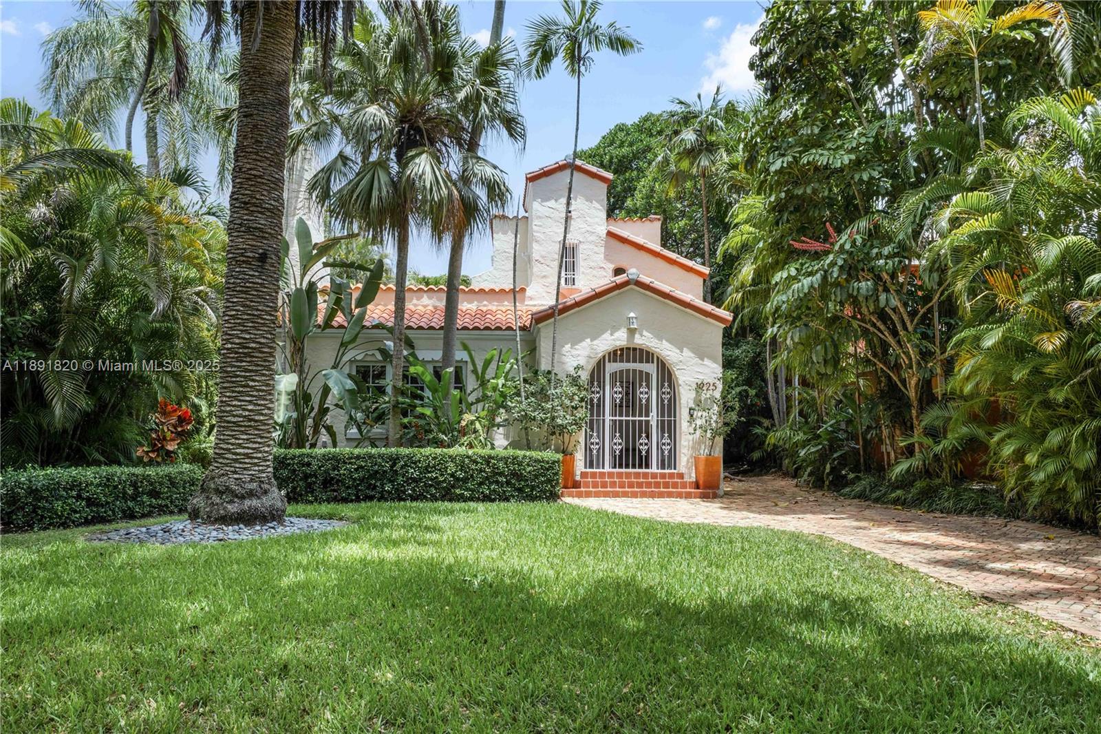 1225 Asturia Ave