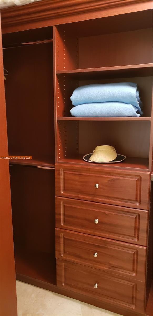 image Towers Of Key Biscayne10