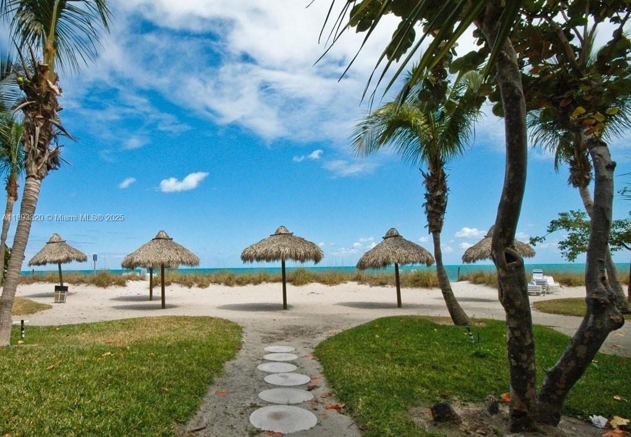 image Towers Of Key Biscayne14