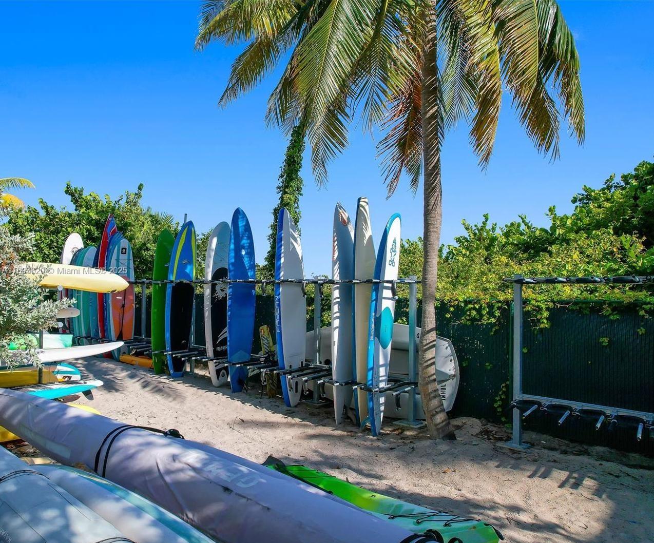 image Towers Of Key Biscayne15