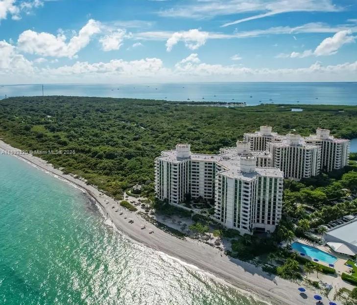 image Towers Of Key Biscayne1