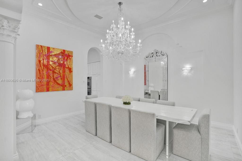 1516 Island Blvd Aventura, FL 33160