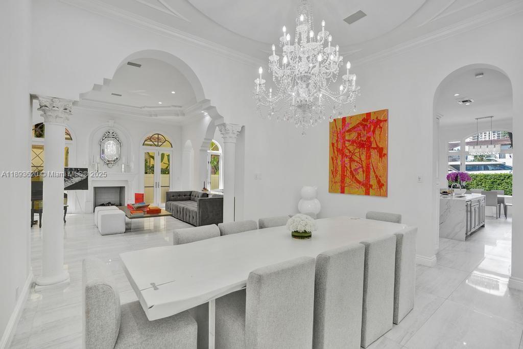 1516 Island Blvd Aventura, FL 33160